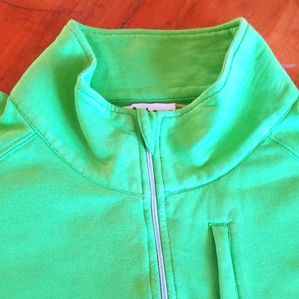 Tasc Bamboo Performance Athletic Pull-Over Sz L - image 7